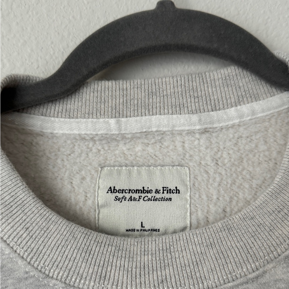 Abercrombie & Fitch soft collection sweatshirt - size L - Picture 2 of 4